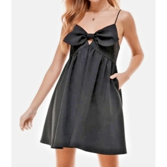 TCEC Dresses & Skirts - TCEC Women's‎ M Black Mini Dress Spaghetti Straps Bow Pockets Smocking Velour